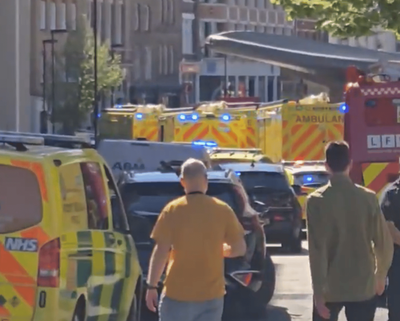 Farringdon latest LIVE: Elizabeth line 'chemical smell' panic as 14 passengers treated by medics