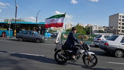 Trump tightens US naval blockade as Iranian rial collapses to record low