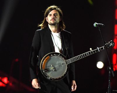 GB News owner’s son calls for mine-laden ‘floating wall’ to stop Channel crossings