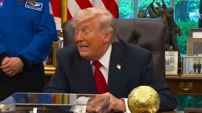 Donald Trump torpedoes own legal case against James Comey, admits ’86 him’ doesn’t only mean ‘kill him’