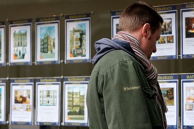 UK housing market in a slump as buyers absorb ‘extraordinary shocks’