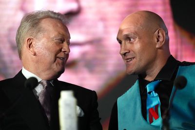 Frank Warren: Tyson Fury asking for warm-up fight before facing Anthony Joshua