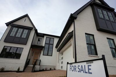 Average US long-term mortgage rate rises to 6.3%, ending a 3-week slide
