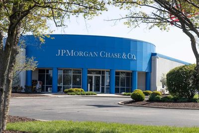 What Are Wall Street Analysts' Target Price for JPMorgan Chase Stock?