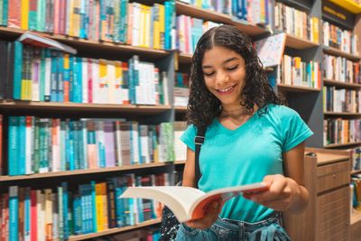 Public schools in Texas banned cellphones. One district has already seen 200,000 more library books checked out