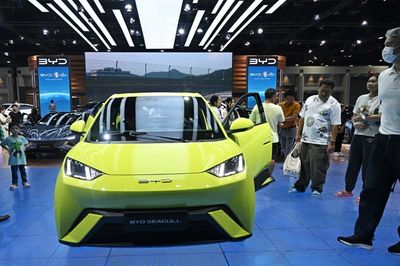 Bipartisan Bill Targets Chinese-Made Vehicles And Connected Auto Technology In U.S. Market