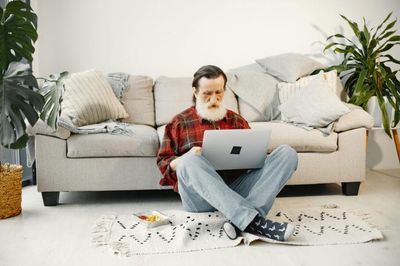 Downsizing in 2026? Missing This Tax Rule Could Cost Empty Nesters Up to $2,500