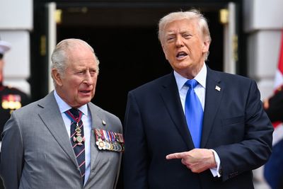 Trump says Starmer should ‘learn to deal like the King’ in latest jibe after US state visit
