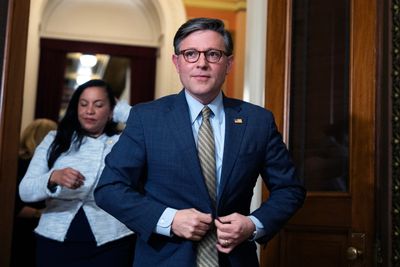 Funding bill to end Homeland Security shutdown signed into law