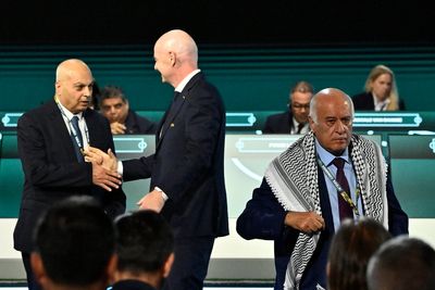 Gianni Infantino’s Palestine and Israel handshake attempt sparks clash at Fifa Congress