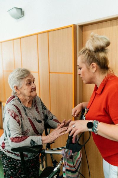 Washington Seniors Could Miss Medicaid Waivers Worth $26,000+ a Year If They Don’t Apply