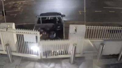 Man accused of ramming synagoge gate applies for bail