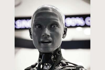 Future Human Theory Claims 'Aliens' Are Time Travellers From Earth's Doomed Future And May Be Monitoring Humanity Right Now