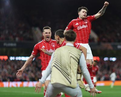 Arsenal to use ‘siege mentality’ in title push; Brighton bring in MMA expertise: as it happened