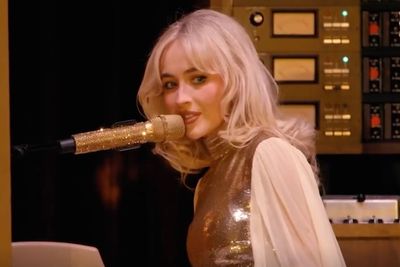 Sabrina Carpenter makes plea to fans as she releases new song with pop legend