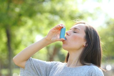 5 key summer asthma triggers – and how to manage them