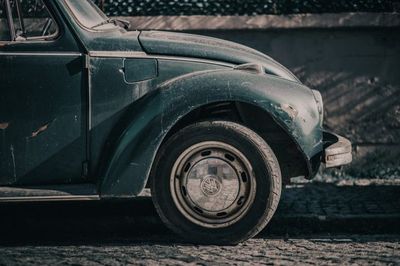 HOA Told Me to Move My Rusty Car — But Do They Have the Right?