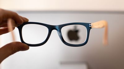 Apple Glasses rumored to feature Vision Pro-style hand gestures, but Mark Gurman is skeptical