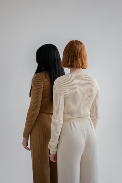 Master Neutral Fashion for Effortless Style: Minimalist Outfits and Easy Color Coordination Tips