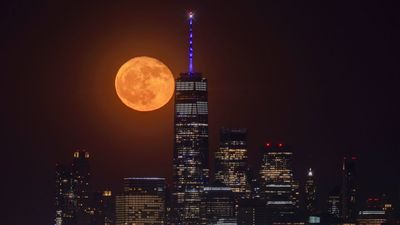 May's full 'Flower Moon' rises tonight: Here's what to expect from the 'micromoon'