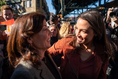 Where is Renee Good’s killer? AOC outraged by ICE agent’s reinstatement