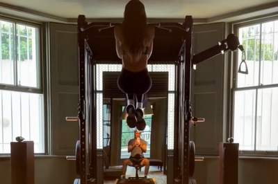 David Beckham gets distracted as Victoria shows impressive pull-up strength