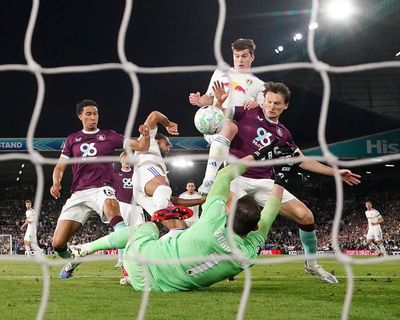 Calvert-Lewin eases Leeds to verge of safety in dominant win over Burnley