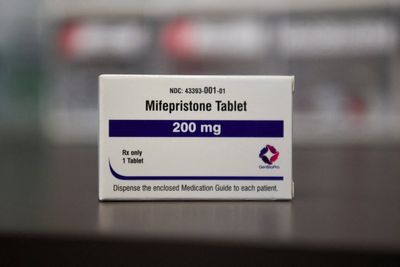 Appeals court blocks access to abortion pills via mail across US