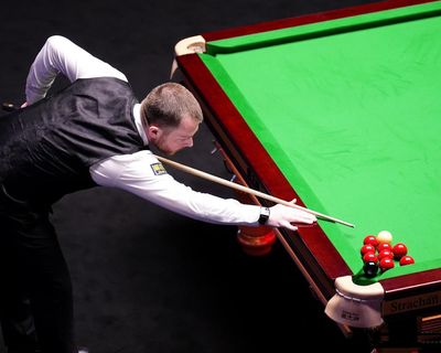 Allen and Wu toil in 100-minute frame ‘embarrassment’, Higgins leads Murphy