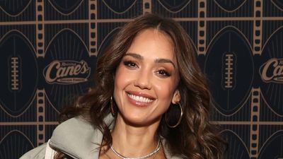 These premium high street jeans are a celeb favourite, and Jessica Alba just wore them with a look we’ll be wearing all spring