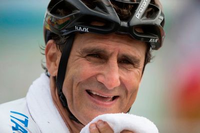 Alex Zanardi, auto racing champion who won Paralympic gold after life-altering accidents, dies at 59