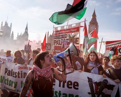 Organisers challenge Starmer’s threat to ban some pro-Palestine marches