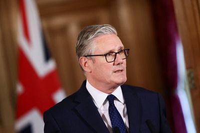 Starmer issues extraordinary warning over ‘political infighting’ and urges rivals not to oust him