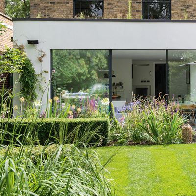 Alan Titchmarsh says keeping your grass short will keep rats out of your garden – but there's a simple expert-approved fix if you're doing No Mow May