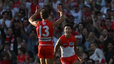 Coming up Rosas as Swans hold off Demons at SCG