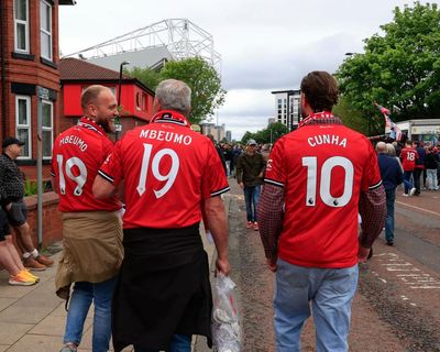 Manchester United 3-2 Liverpool: Premier League – as it happened