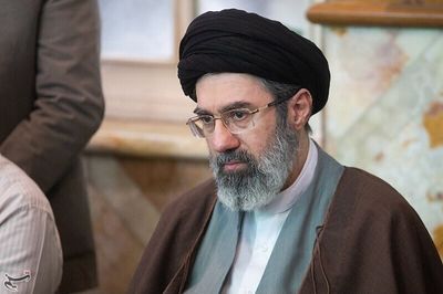 Iran Issues Urgent 30-Day Ultimatum to End War as Tehran Unveils Bold 14-Point Peace Proposal to Trump