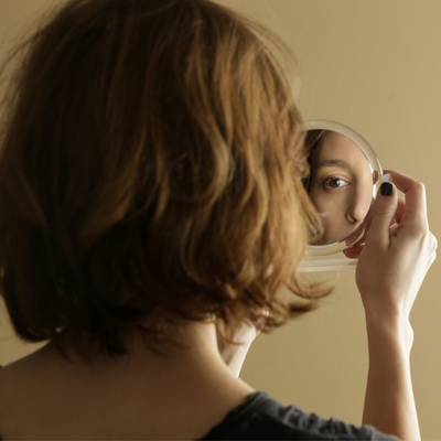 The $800 AI Mirror That Promises Expert Beauty Advice From Your Bathroom—But Dermatologists Have Reservations