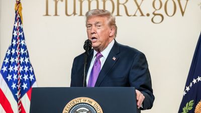 “This man is not well”: Trump’s late-night Truth Social meltdown included calling Obama “Hussein,” AI pictures of himself on Mount Rushmore, and a shirtless JD Vance