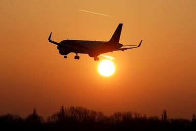 I’m a finance expert. Here are five tips to help stretch the summer holiday budget