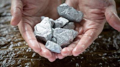 The US just found millions of tons of lithium in Appalachia, enough for 500 billion cellphones — and experts say it could power the next century of American tech and weaken China's grip on batteries