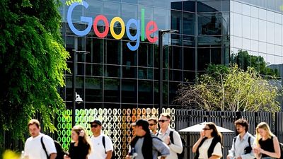 How is the EU breaking the 'grip' of tech giants? Ask the Euronews AI chatbot