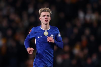 Chelsea hand Premier League debut to English teenager for Nottingham Forest clash