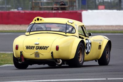 Hairy finish for Canary Cobra duo as they win Equipe 6 Hours