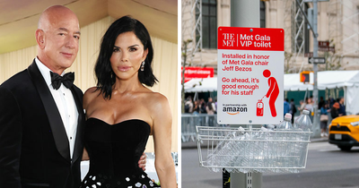 Hilarious Sign Mocking Jeff Bezos Outside Met Gala Hailed As “Iconic”