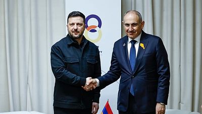 Armenia tests Moscow’s patience with Zelenskyy visit and EU leaders’ summit