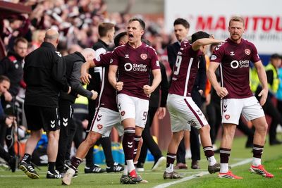 Lawrence Shankland fires winner against Rangers to boost Hearts’ title bid