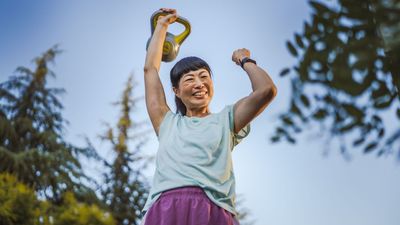 I tried the 7-7-7 kettlebell workout from home and saved over 3 hours this week in exercise time