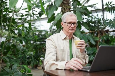 The SSA “Horror Story”: How One Week of Overtime Pushed a Senior Over the Earnings Test and Cut a Monthly Benefit