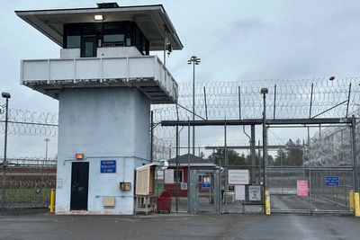 Former prison guard pleads guilty to manslaughter in New York inmate's fatal beating